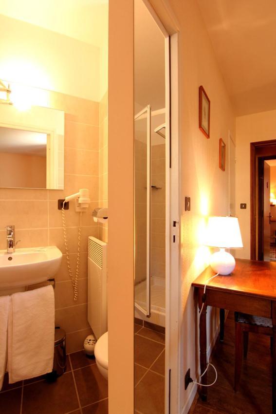L'Auberge Du Sombral Saint-Cirq-Lapopie Eksteriør bilde